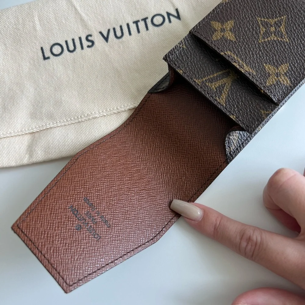 New Louis Vuitton Monogram case 🤎 - Picture 5 of 7